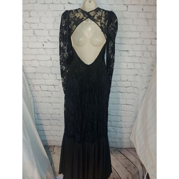 Miss Ashlee VINTAGE Women's Size 8 Black Lace Gown - Picture 7 of 12